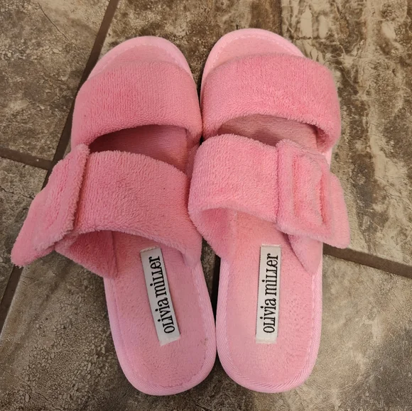 Cute sandals - Picture 2 of 2